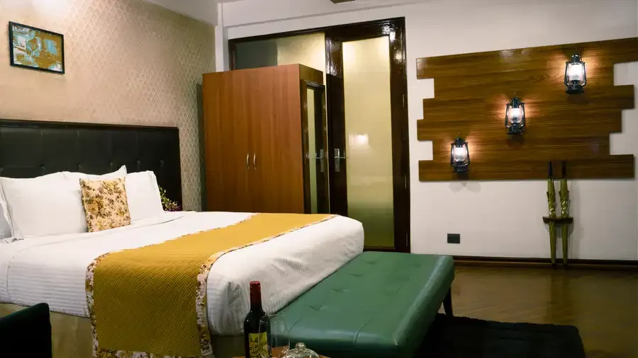 Orchid Room – Bed