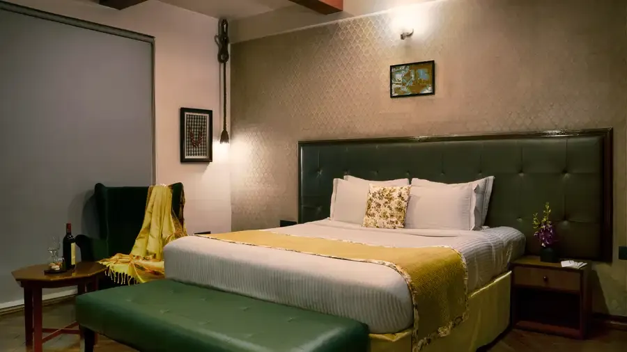 Orchid Room – Bathroom